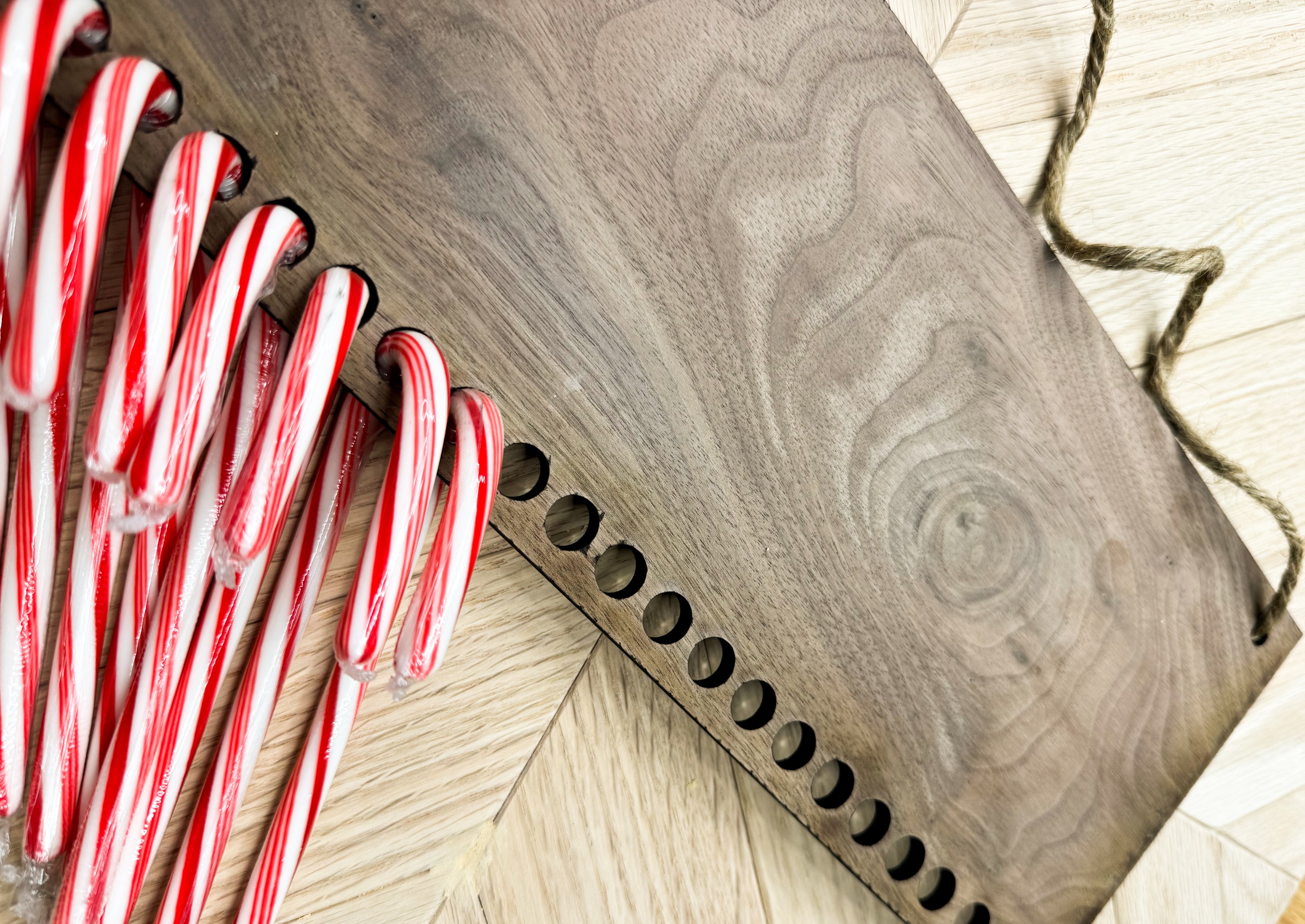 Christmas Countdown Candy Cane Sign